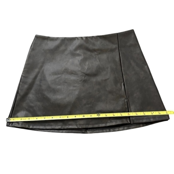NWT Altare'd State Katarina Distressed Vegan Leather Skirt / Brown / Size M - Picture 12 of 15